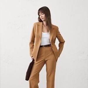 Banana Republic • Sculpted Suit Blazer • NWT